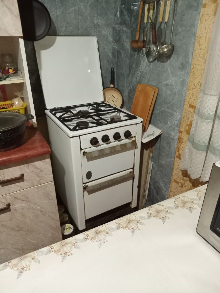 Плита  газовая 3х комфорочная