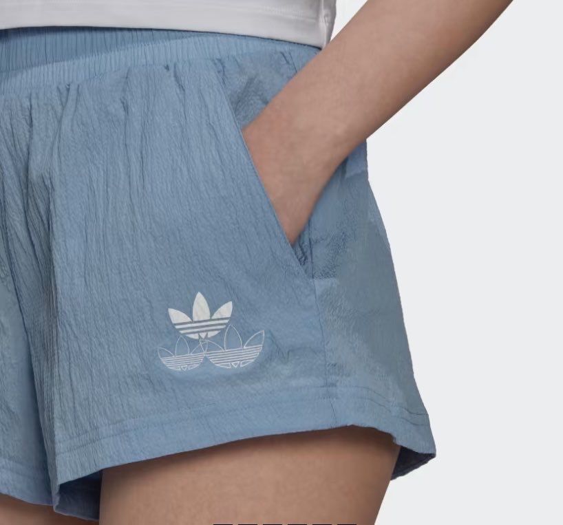 Дамски шорти Adidas