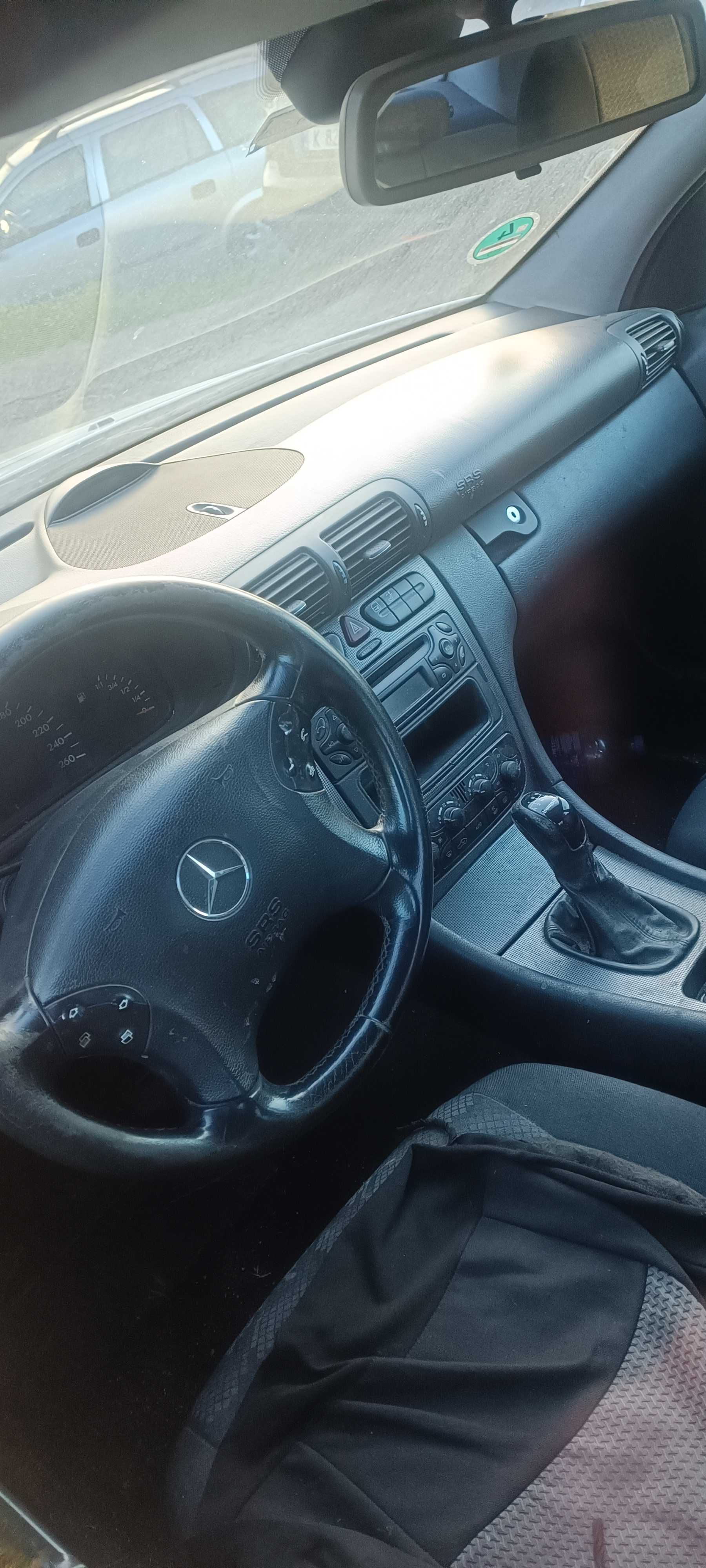 На части Mercedes-Benz C220 CDI W203