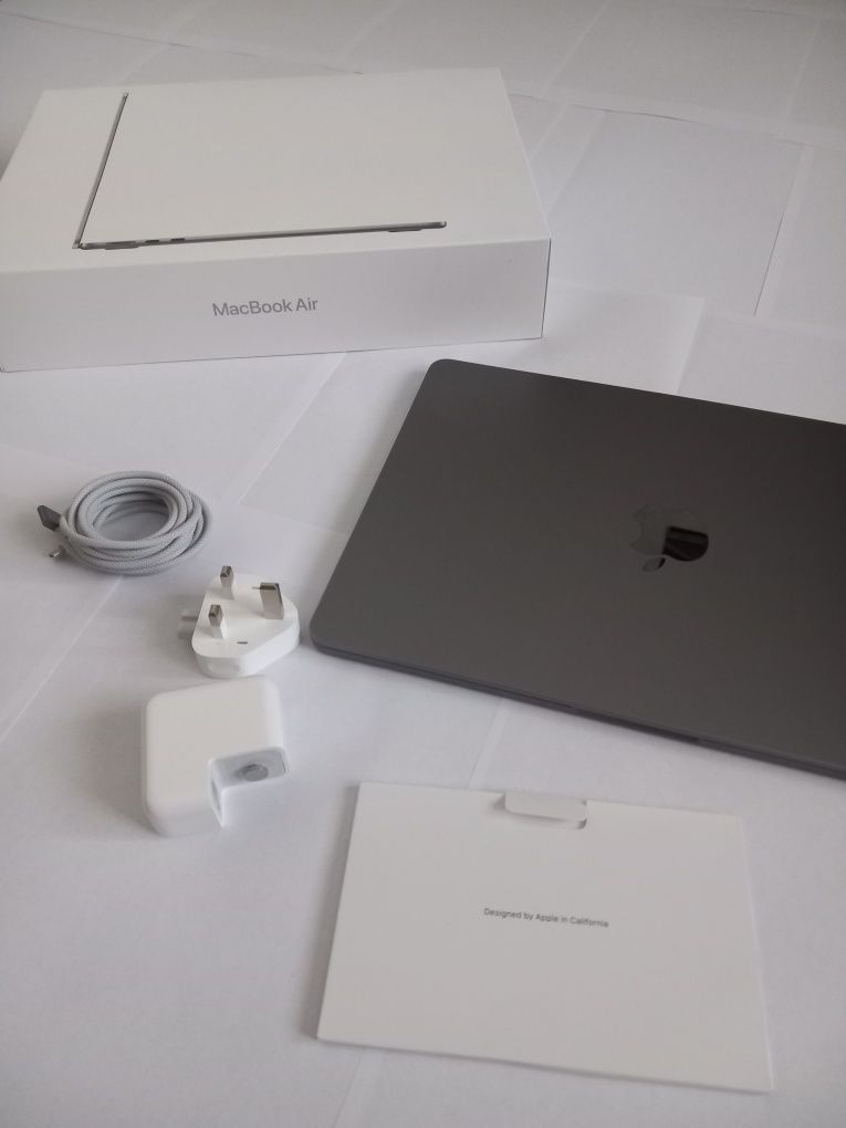 СЧУПЕН ДИСПЛЕЙ MacBook Air M2 2022 8 ram 256gb