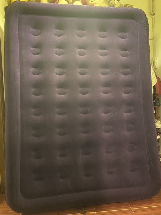 Saltea gonflabilǎ dublǎ