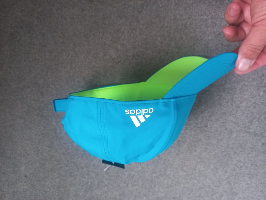 Șapcă adidas nouă