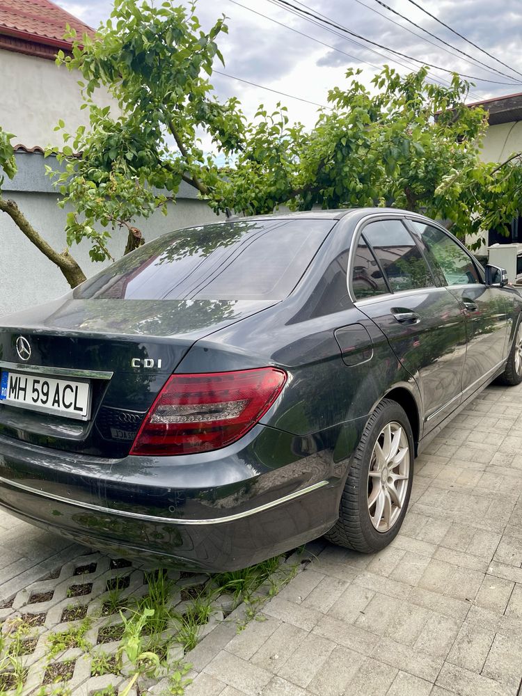 Vand Mercedes Benz C Class 180 CDI 2011, 204 CP,Gri