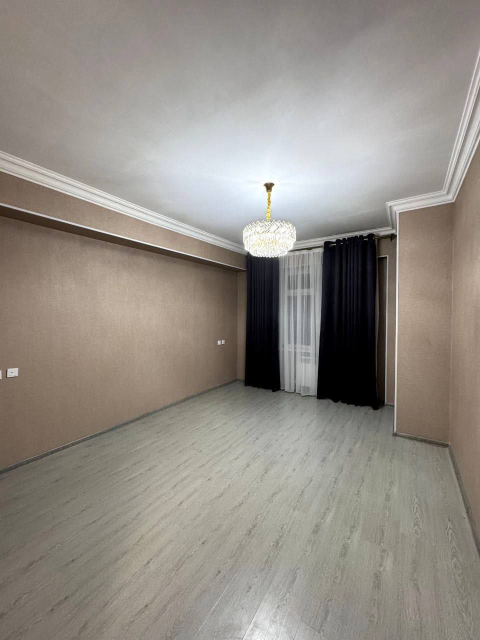 Юабад 18. 2/4/7. Кирпич. 55м2. Разделка