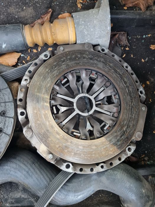 Dezmembrez audi a4b6