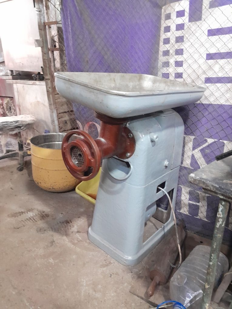 Mesarubka MIM 600