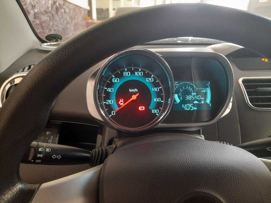 Spark 2020 benzin 38.500 probeg tozza-8.500