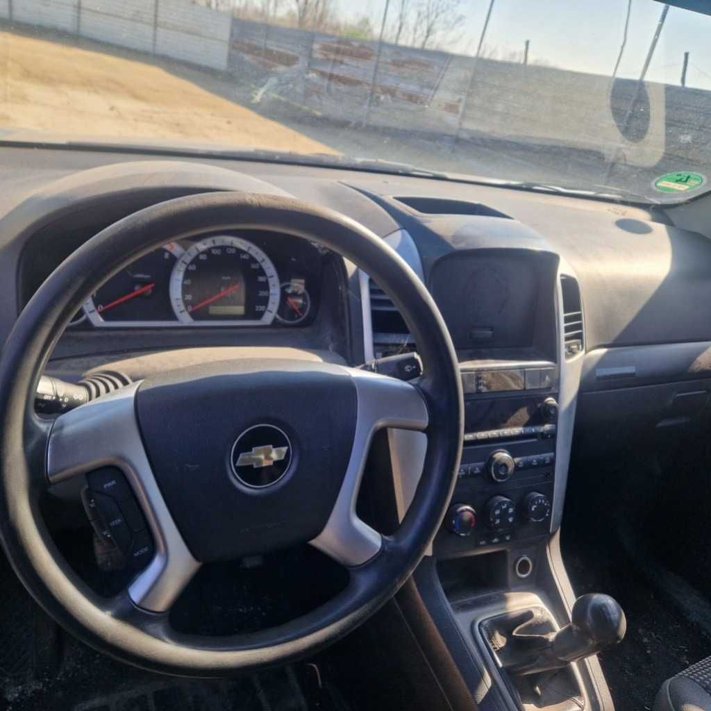 Chevrolet Captiva 2.4i 140кс за части