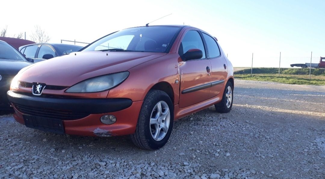 Пежо 206 2.0 HDI / Peugeot 206 2.0 HDI  НА ЧАСТИ