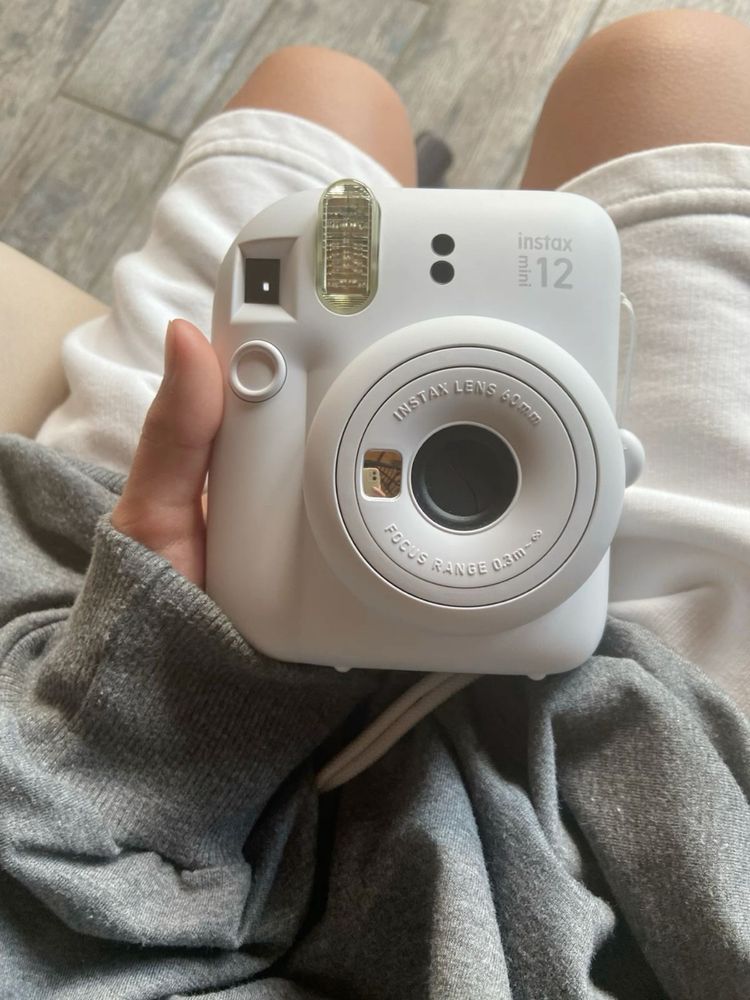 instax mini 12 камера