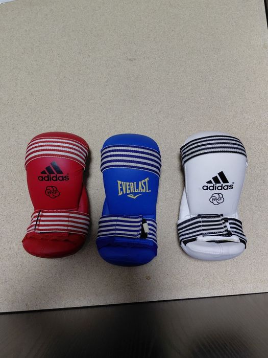 Перчатки для карате