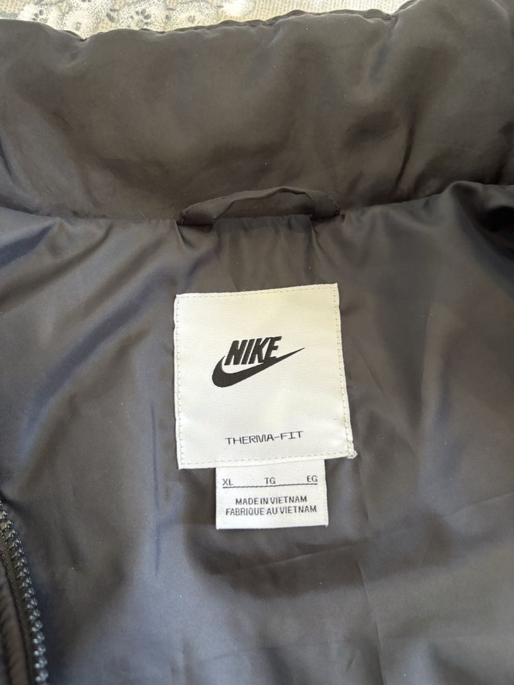 Елек Nike - оригинален