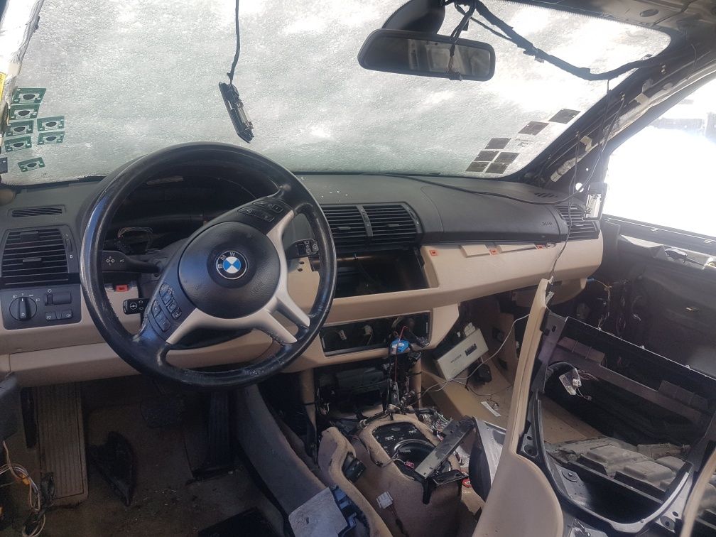 Бмв x5 3.0д BMW x5 3.0d на части