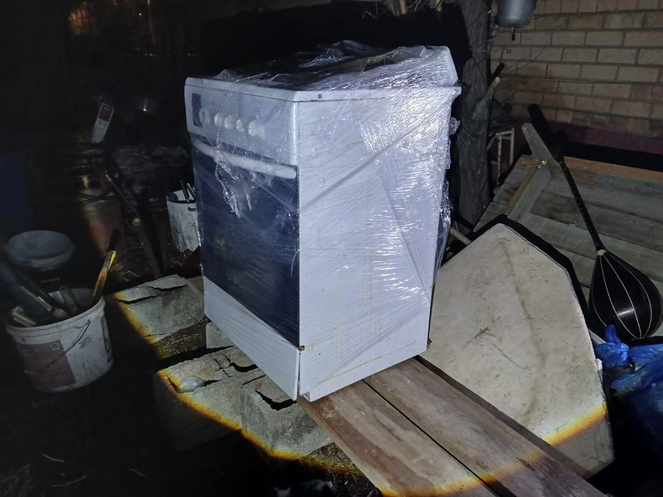 4 камфорный Газовая плита