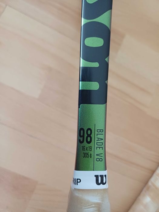 Тенис ракета Wilson Blade V8