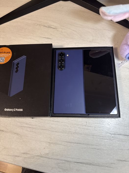 Samsung Z Fold 6 256Gb 12Gb Ram Full Box