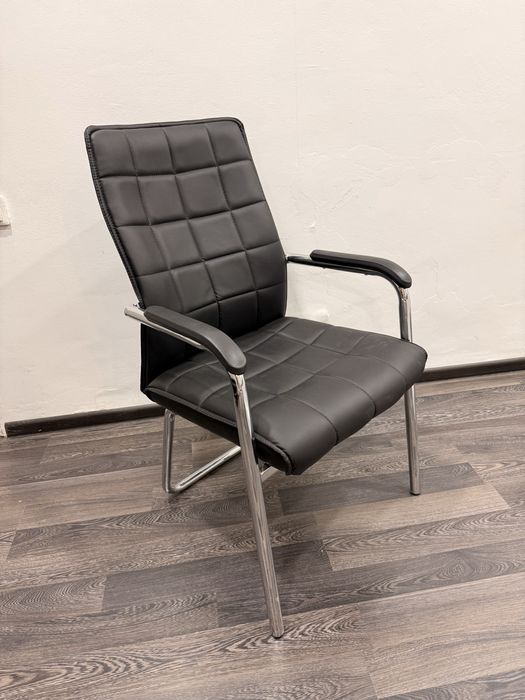 Офисные стулья зета