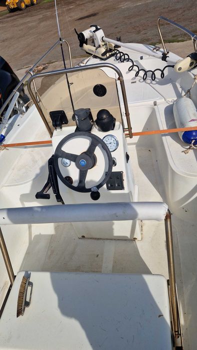 Лодка Леванти 440