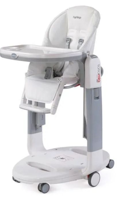 Стол и качалка для малыша. Татамия