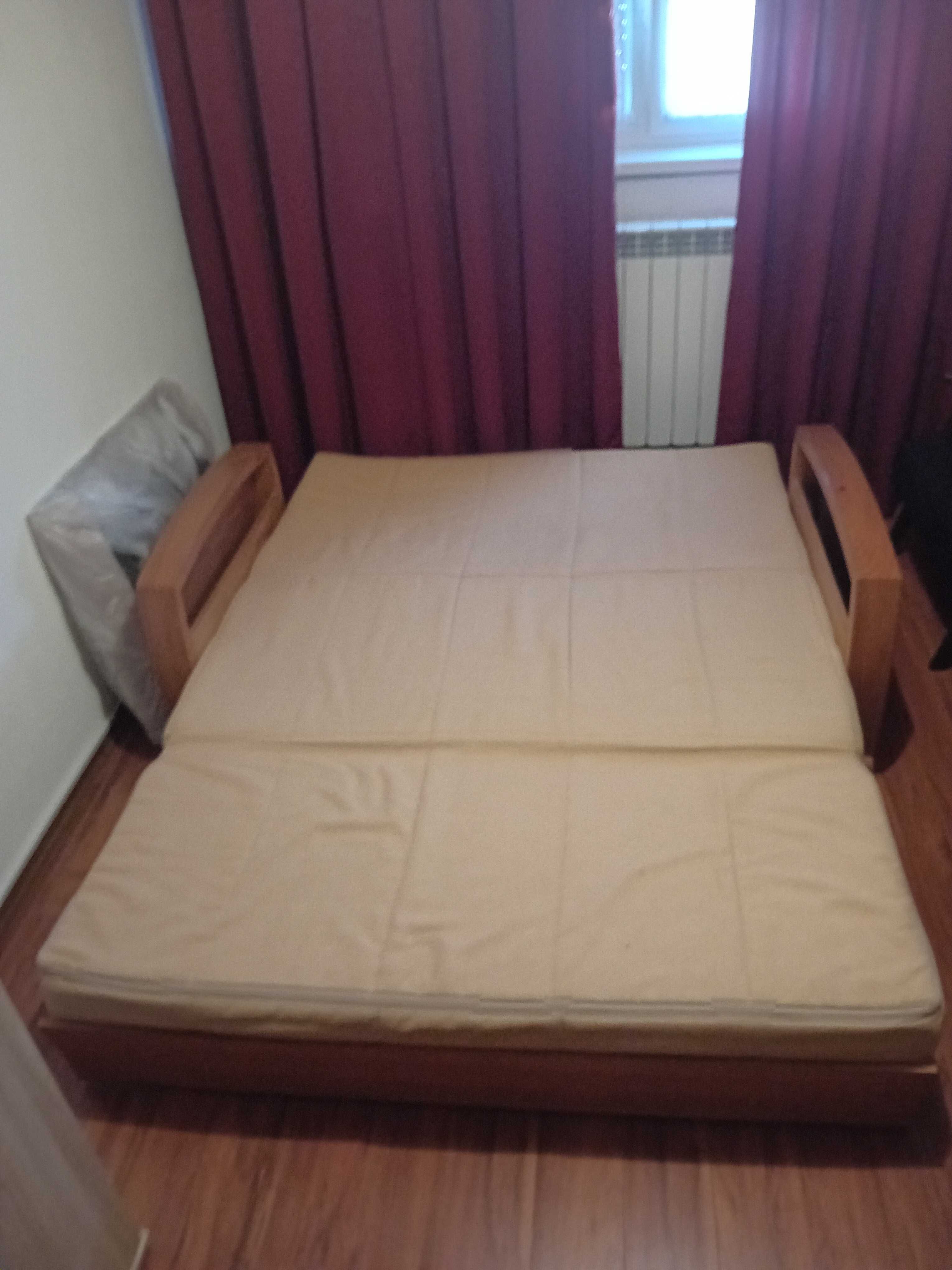 Canapea extensibilă