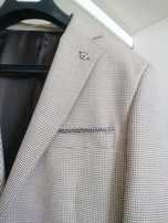 Sacouri si costume de marime 54-58