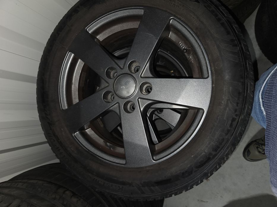 Set iarna 205/60 r16 Jante 17” Germania – 5x112, ET38
Dimensiune: 7Jx1