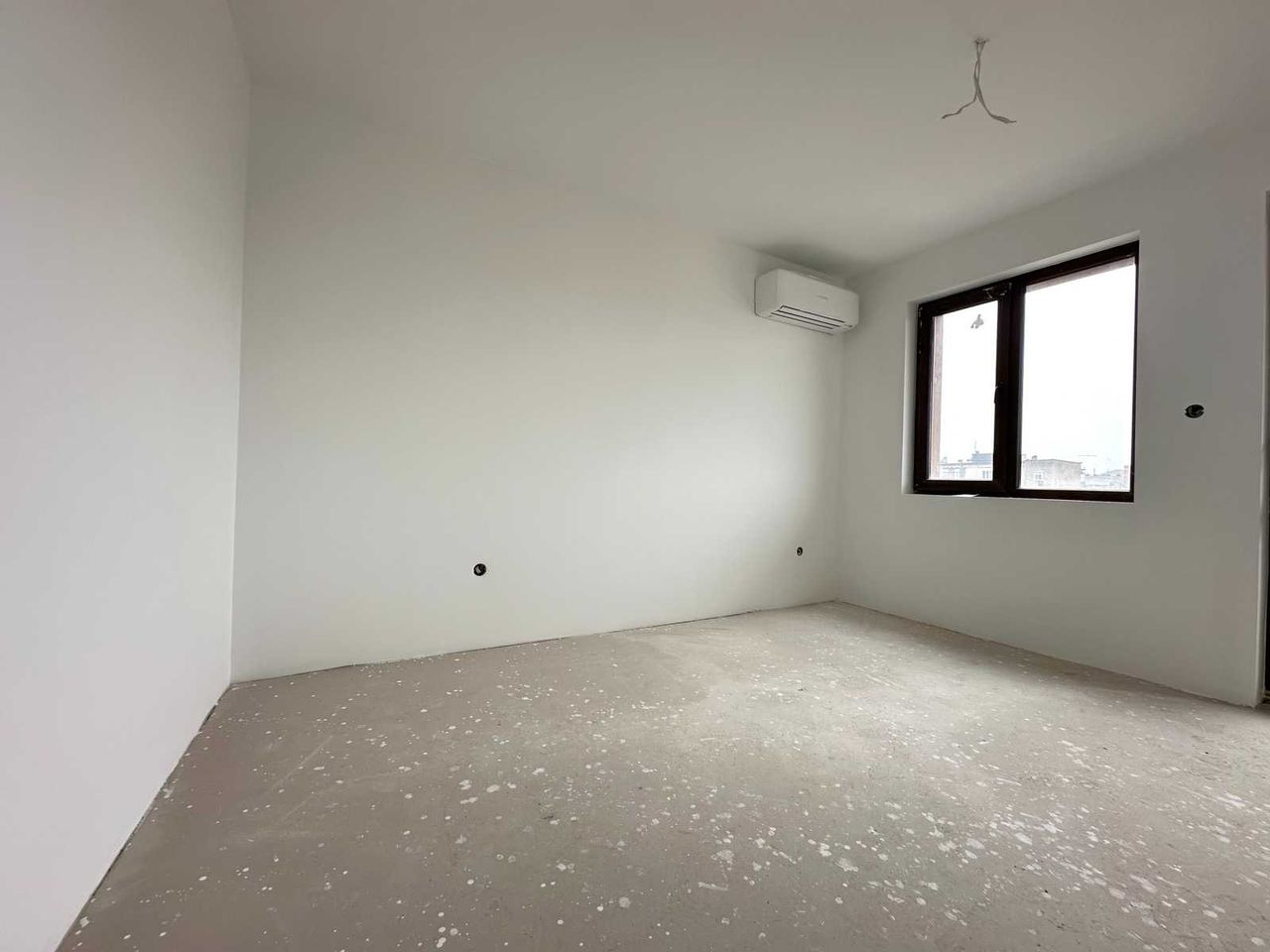 Продава се Тристаен апартамент в Горна Оряховица - 88 кв.м за 1182 €/кв.м - Снимка #3