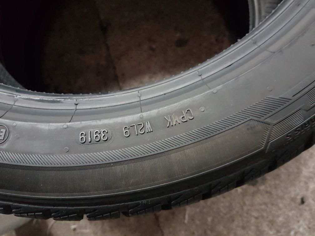 Barum 215/50 R18 92V M+S iarnă