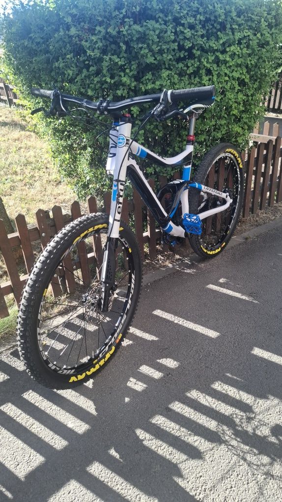 Bicicletă XC cannondale scalpel carbon