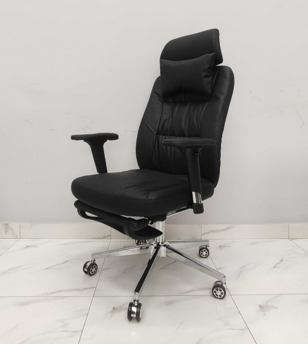 Офисное кресло модель М09