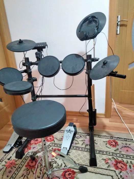 Tobe Millenium HD-120 E-Drum Set