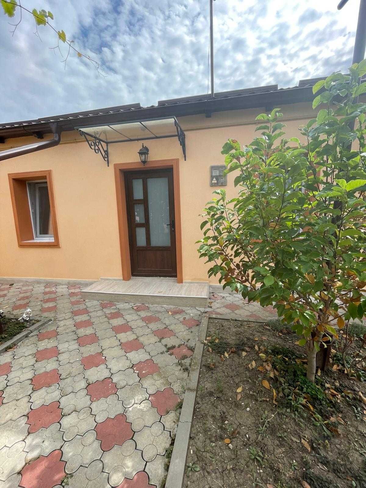 Închiriez 2 camere pentru elevi de liceu – condiții excelente!