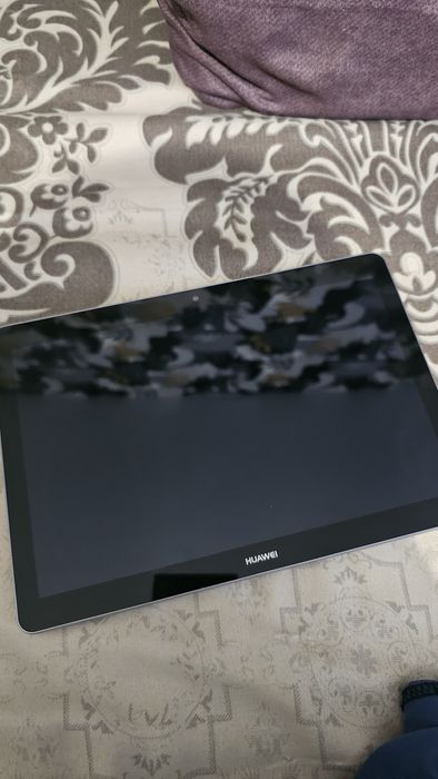 Vând tableta HUAWEI perfect funcțională