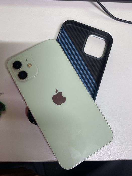 Продам-обмен айфон 12