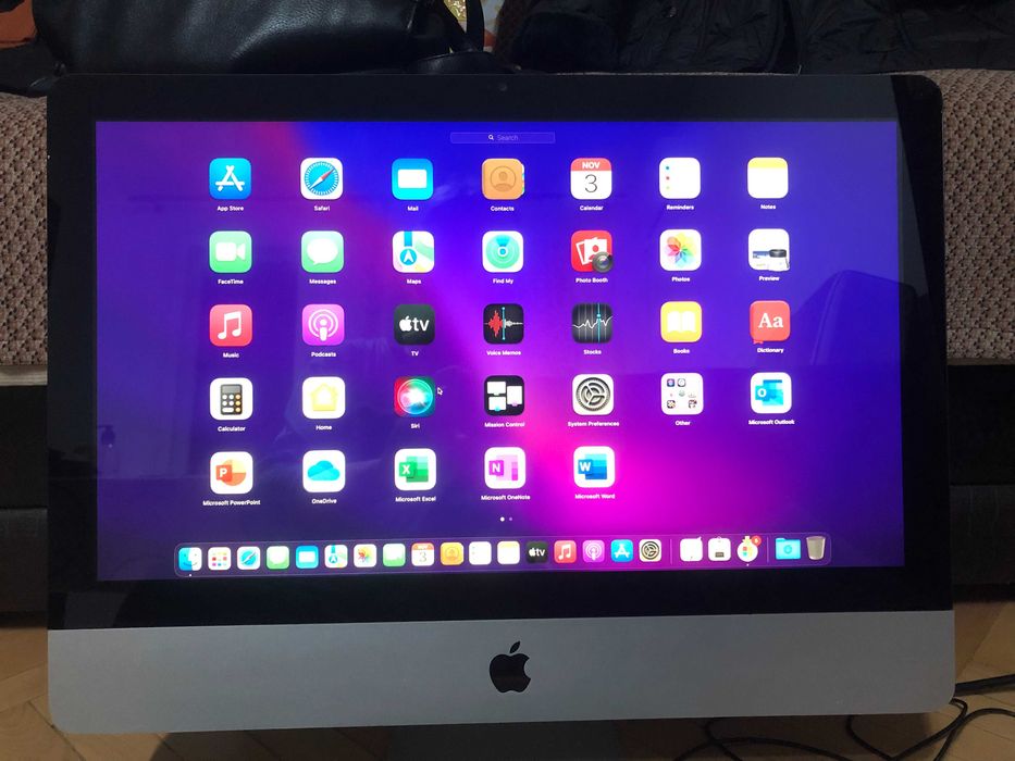 iMac 21,5-inch, Mid 2010, i3 3,06 GHz, 12 GB, ssd 128 GB, IMPECABIL