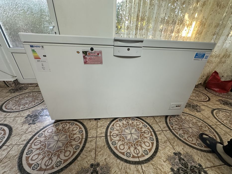 Titlu: Congelator Beko 350L – Ca nou, folosit o singură dată