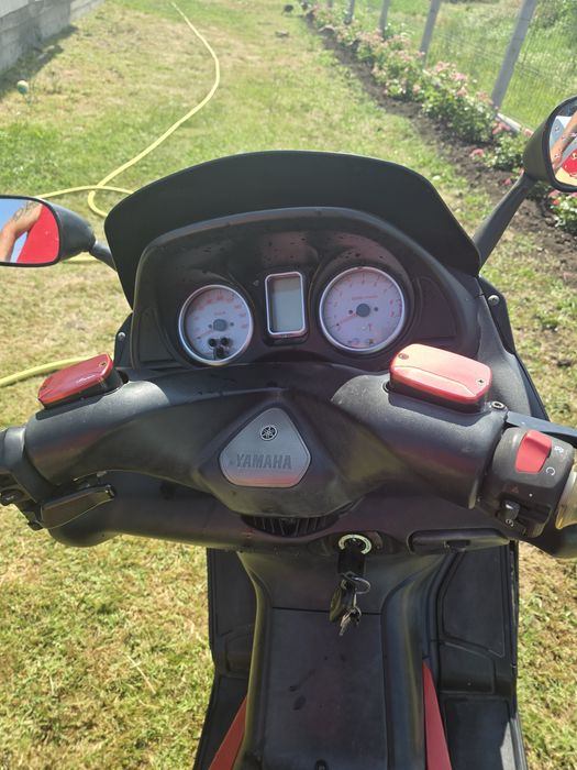 Scuter Yamaha TMax 500