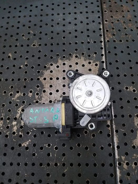 Motoras macara stanga spate opel antara a l07 25926013