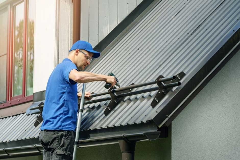 Servicii profesionale de acoperiș în județul Caraș-Severin – Rapid