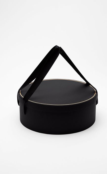 Palarie din fetru eleganta marca ZARA -SPECIAL EDITION