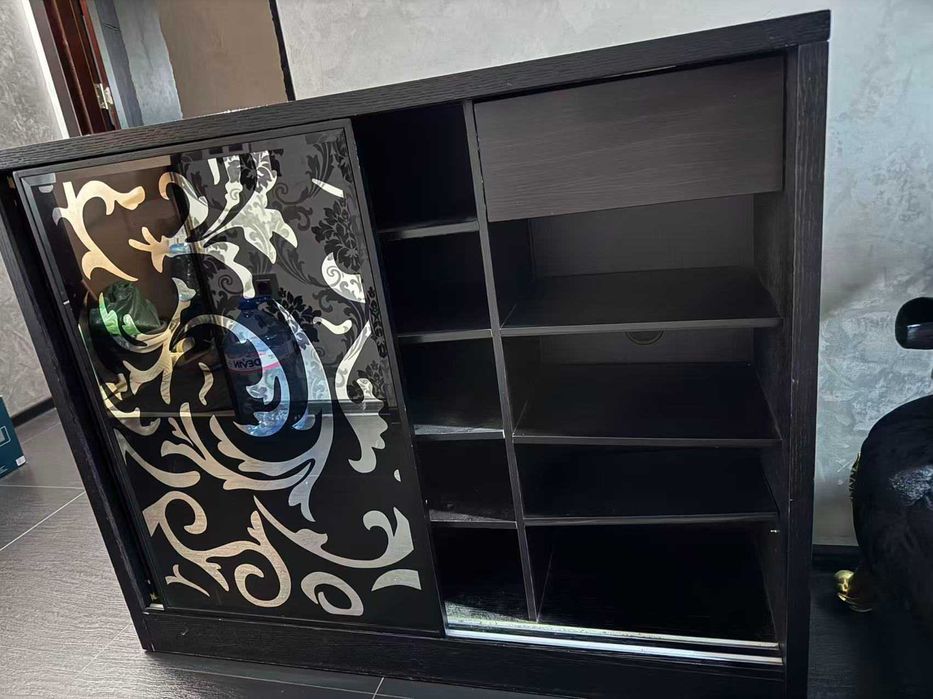 Комод,скрин,Тв секция,тв шкаф,луксозна,дизайнерска,