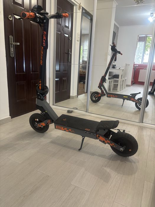 Vând trotinetă kukirin G2 2025