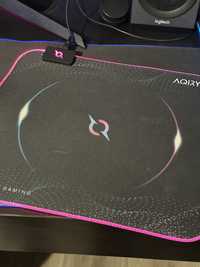 Mouse pad Aqirys si tastatura White Shark 60%