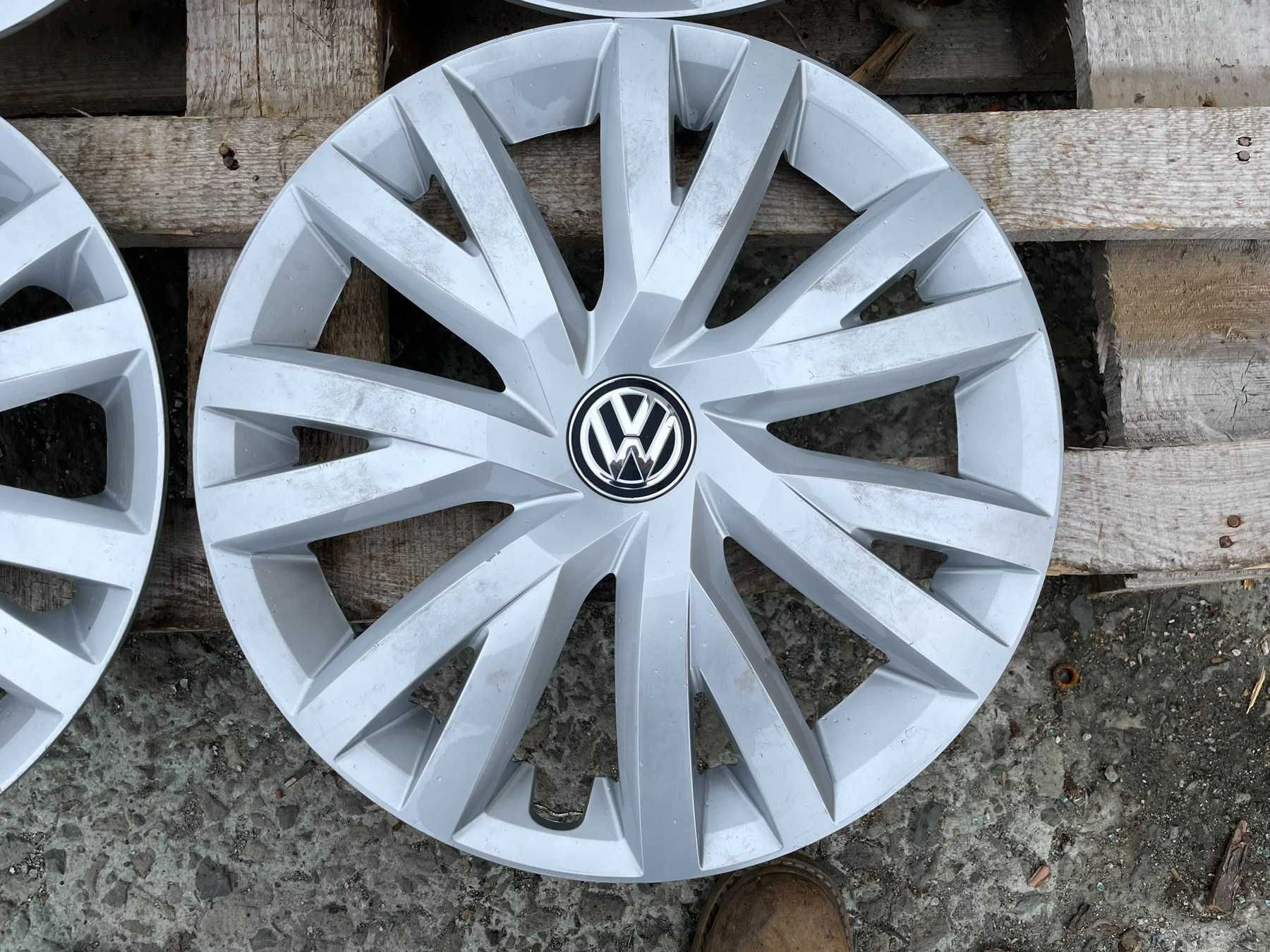 16 цола Тасове VW Golf 7 Volkswagen Golf Bora 5G0601147B Оригинал