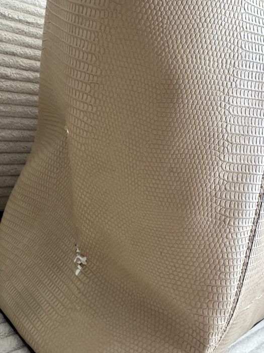 Guess чанта със забележки