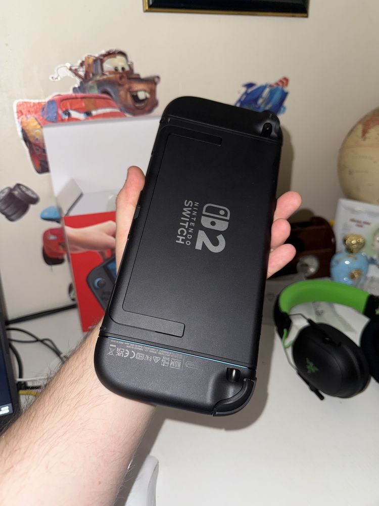 Nintendo Switch 2 + Mario Kart ( doar desigilat )