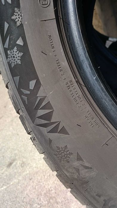 Зимни гуми  235/55/18