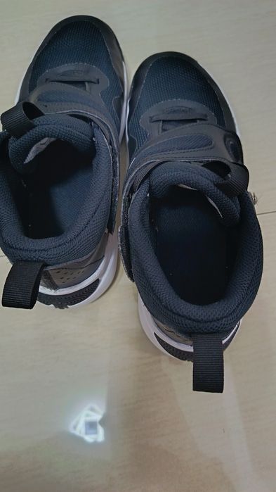 Adidasi Nike  pentru baschet