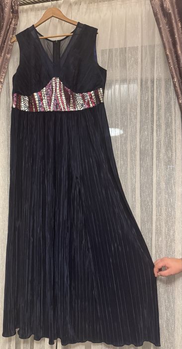 Rochie lungă pentru ocazii