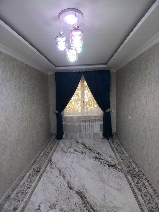 3х комнатная квартира на 3 этаже 68кв/м, в Самарканде